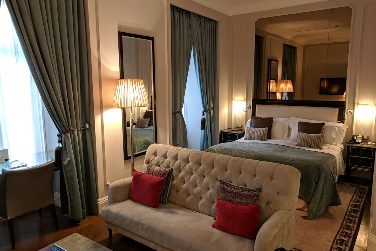 Hotel staff using TaskLoop task management app on mobile – hotel task management workflow in action